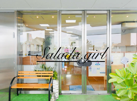 ヘアマニュキュアは傷む?